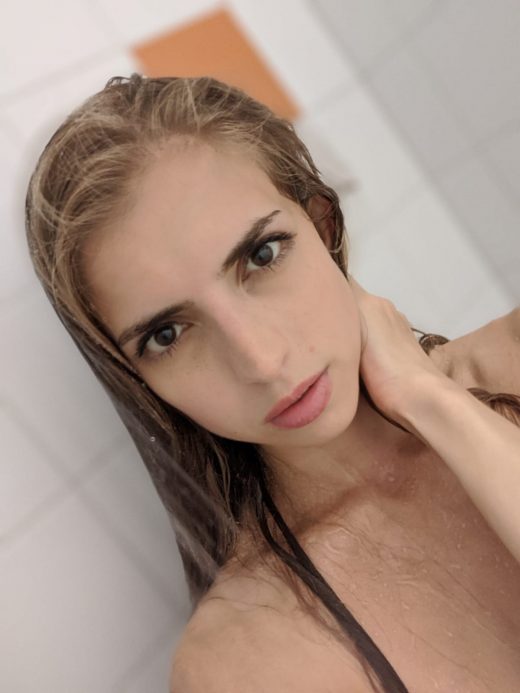 Emelie Crystal with wet hair